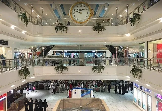تعرف على أفضل الأنشطة في الراشد مول الخبر