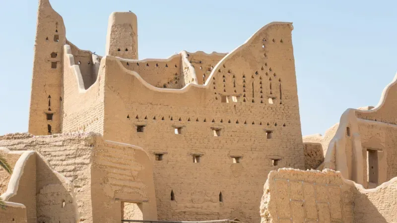 قلعة الدرعية التاريخية – الرياض: أوقات العمل، الأنشطة