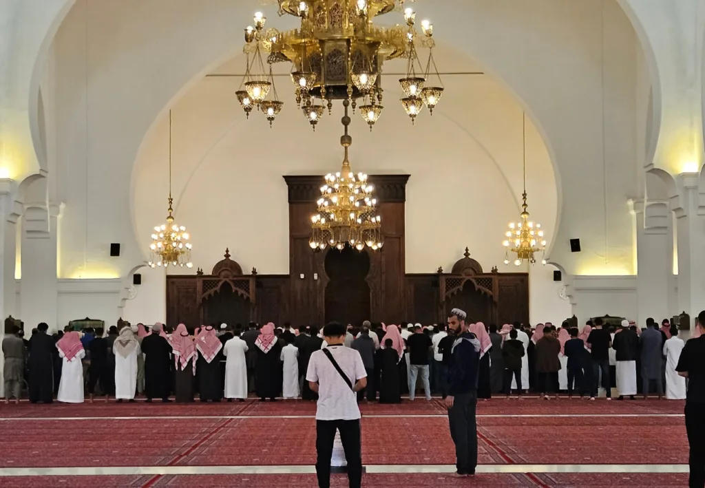 كل ما تحتاج معرفته عن جامع الملك خالد الكبير بالرياض - صورة 2