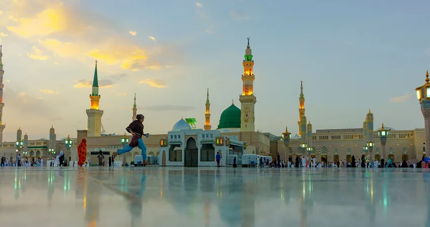 إرشادات وآداب زيارة الروضة الشريفة