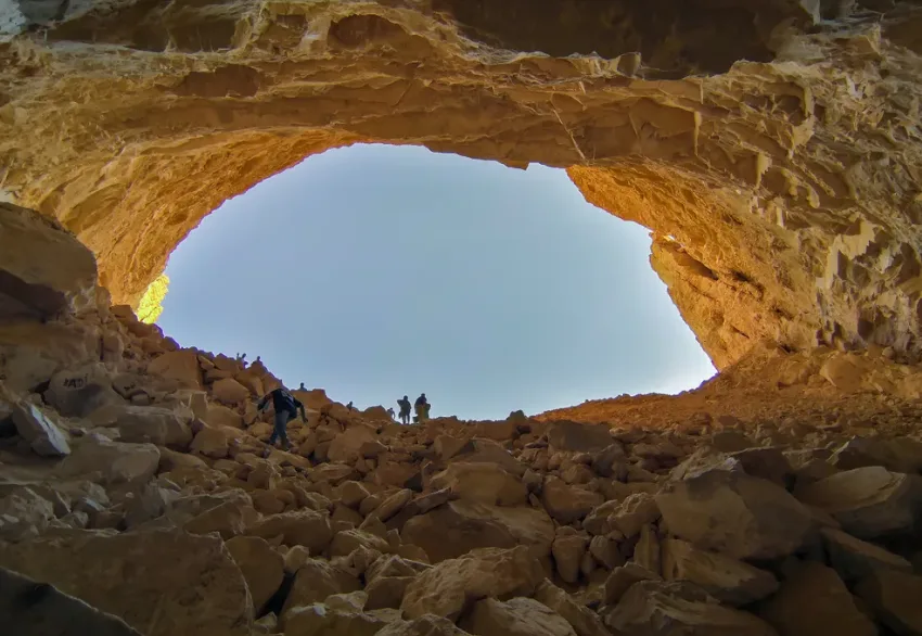 اكتشاف آثار السعودية: جولة في أبرز المواقع التاريخية - صورة 2