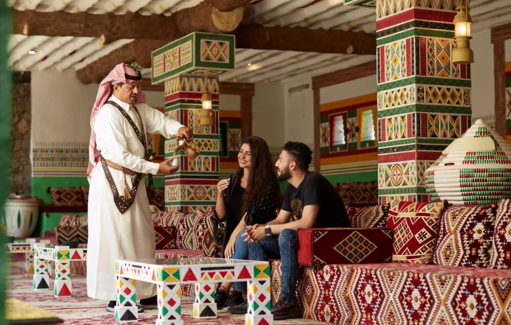 دليلك لفهم العادات والتقاليد السعودية