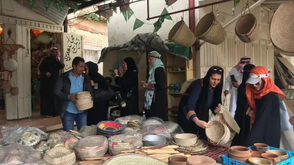 أشهر 10 أسواق شعبية في المملكة العربية السعودية