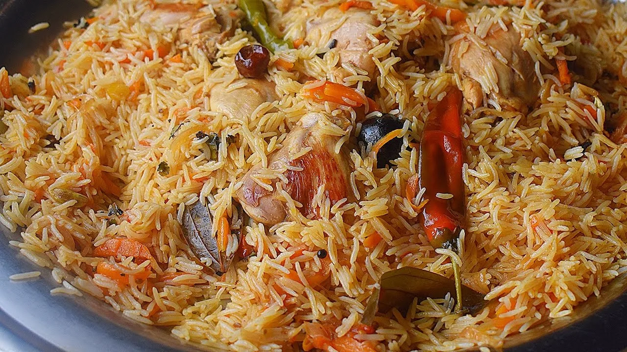أفضل مطاعم البخاري في الرياض: أشهر الوجهات لتجربة الأرز البخاري الأصيل