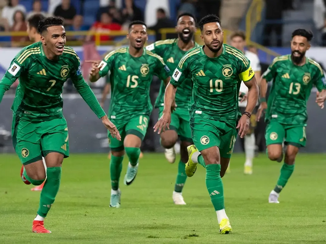 أشهر لاعبي كرة القدم السعوديين عبر التاريخ