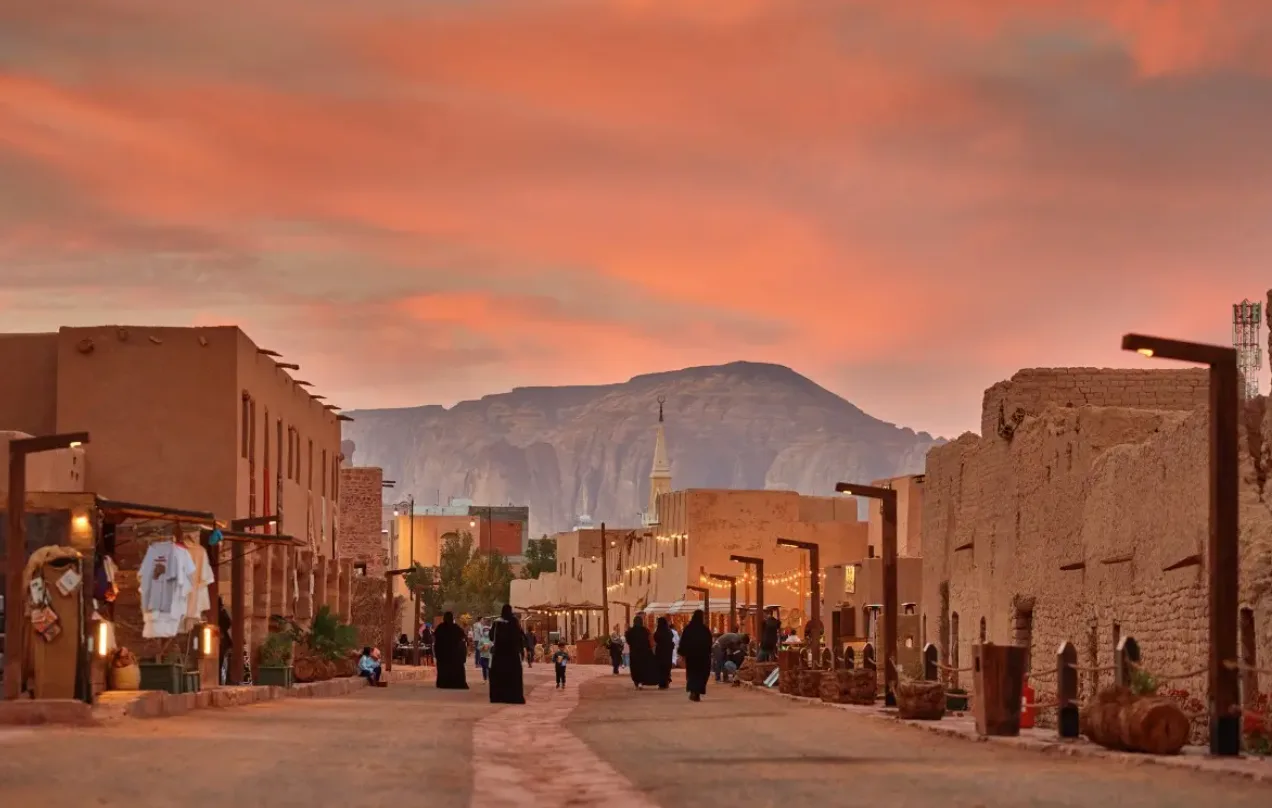 مدينة العلا السياحية 2026: دليلك الشامل لزيارة الوجهة السحرية في السعودية