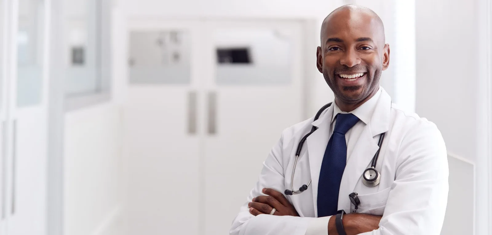 راتب الطبيب العام في السعودية
