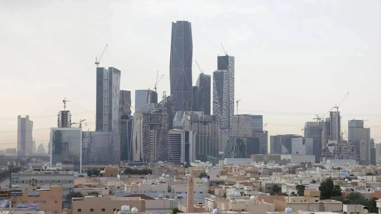 فوائد رئيسية لنظام تملّك العقار الجديد للأجانب في السعودية