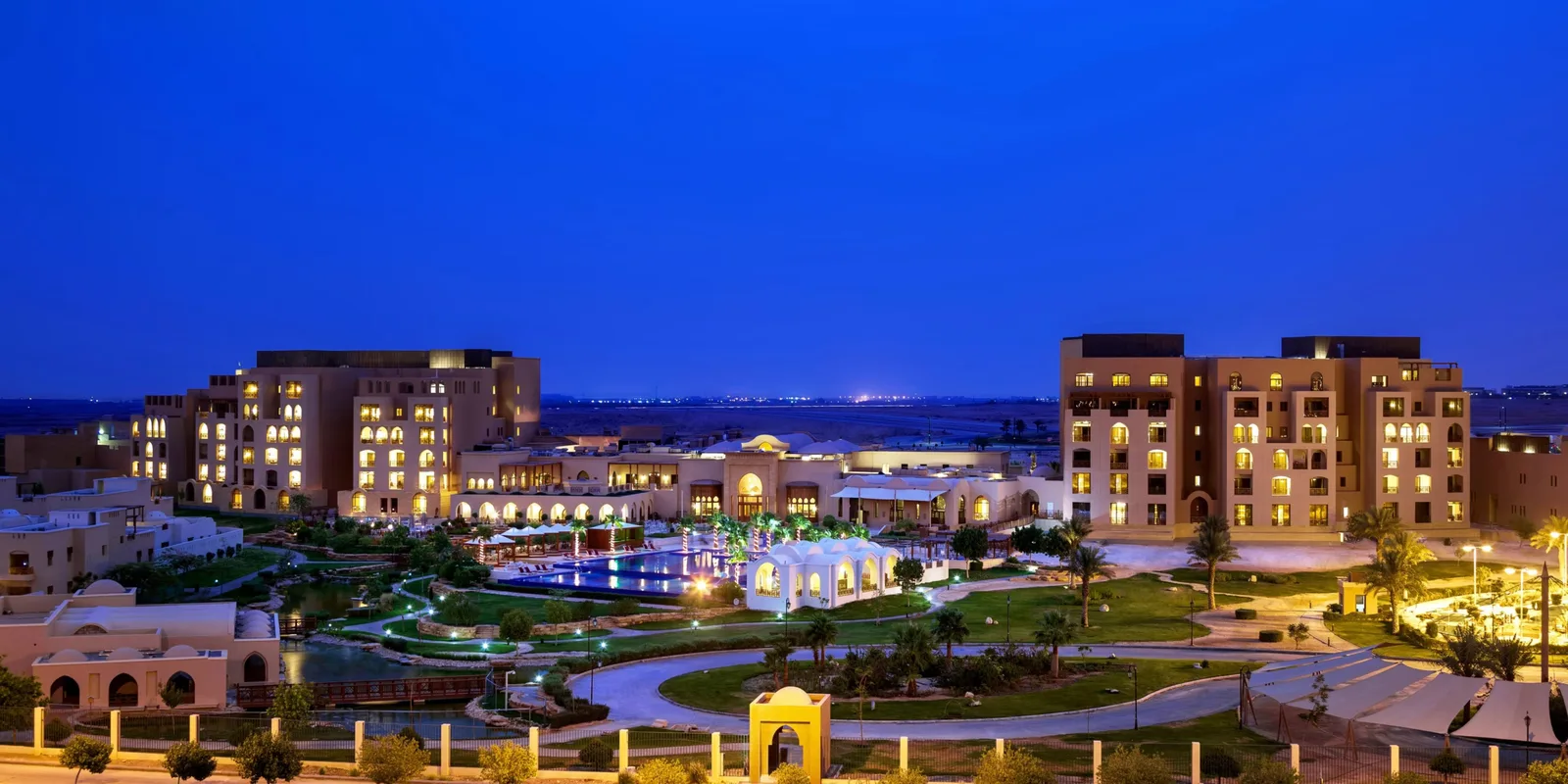 فنادق 4 و 5 نجوم في العليا الرياض