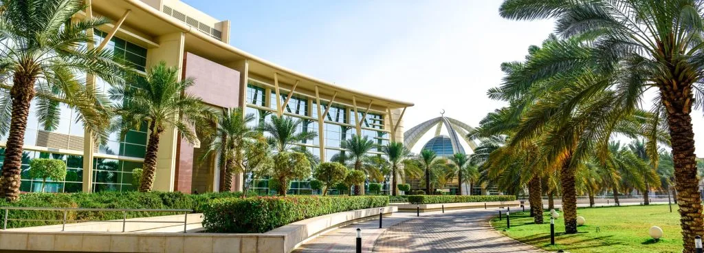 أفضل الجامعات للدراسة عن بعد في السعودية لعام 2024 - صورة 4