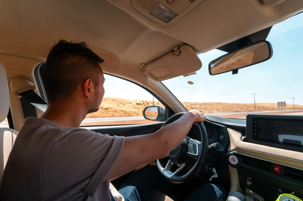ما هي شروط إيجار سيارات بالسعودية 2024 ؟