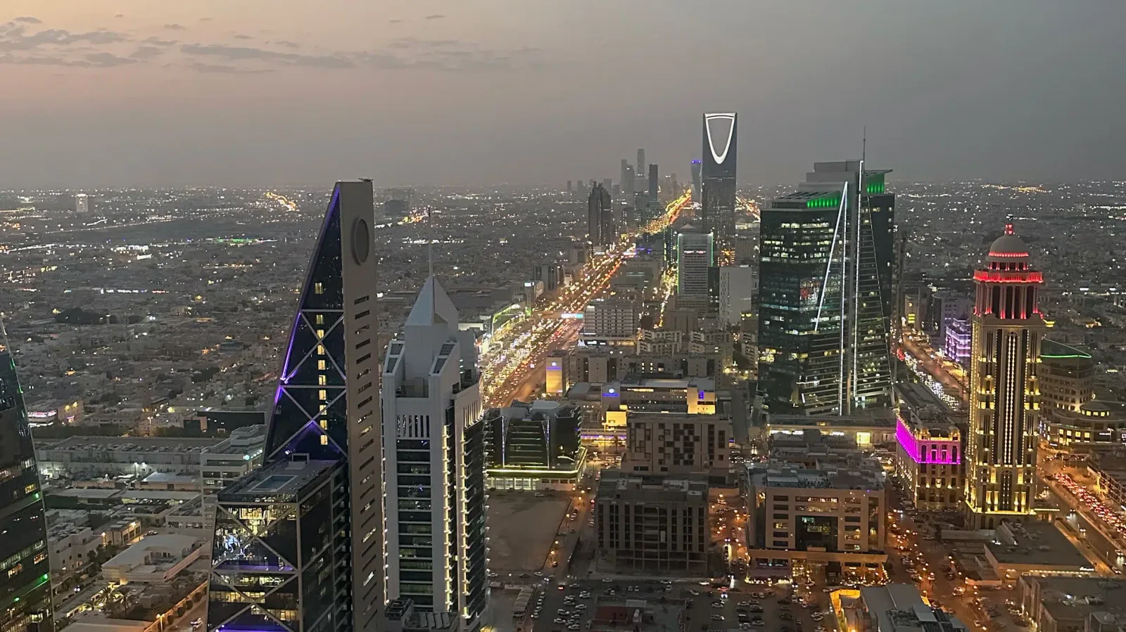 ارتفاع الاستثمارات في القطاع الصناعي السعودي بنسبة 63%