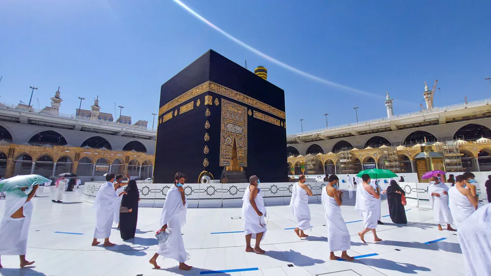 العمرة في رمضان 2024: دليلك الشامل للاستعداد لرحلتك الروحانية