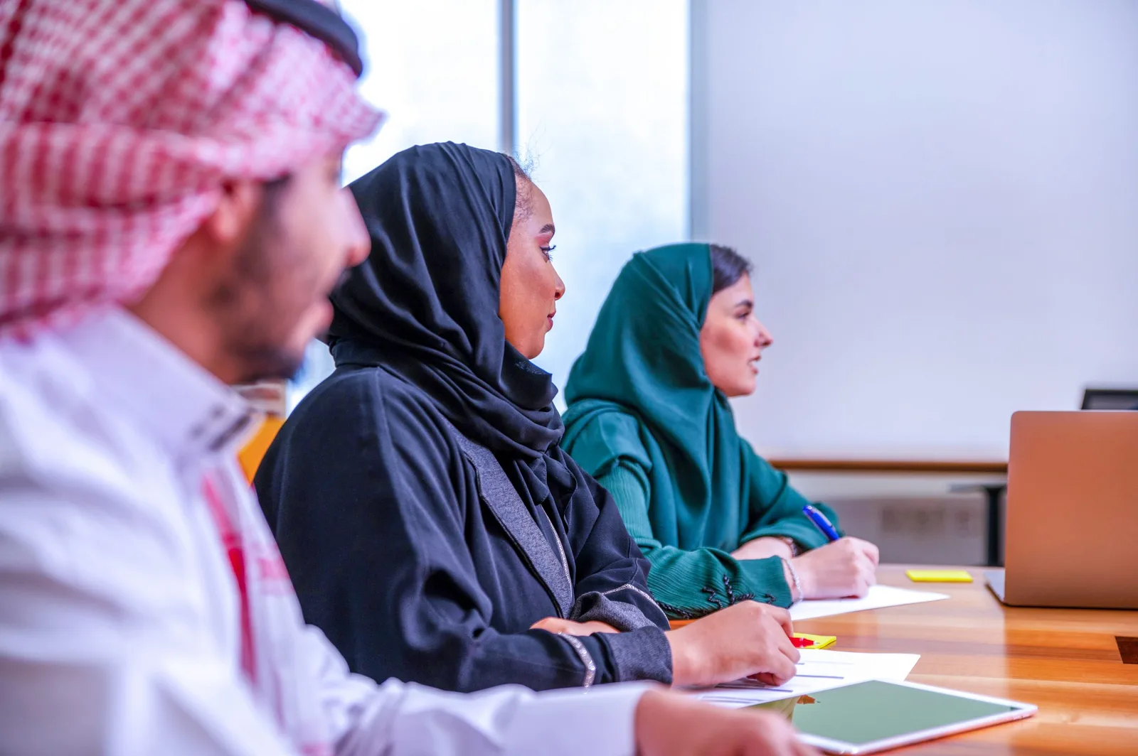السعودية … 11 مليون عامل بالقطاع الخاص خلال يناير
