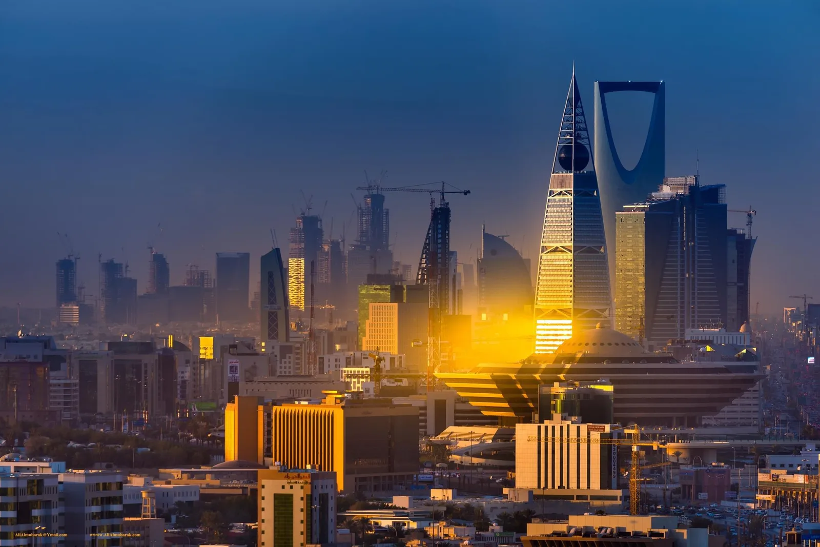 إكتشف أفضل مطاعم حي الملقا الرياض