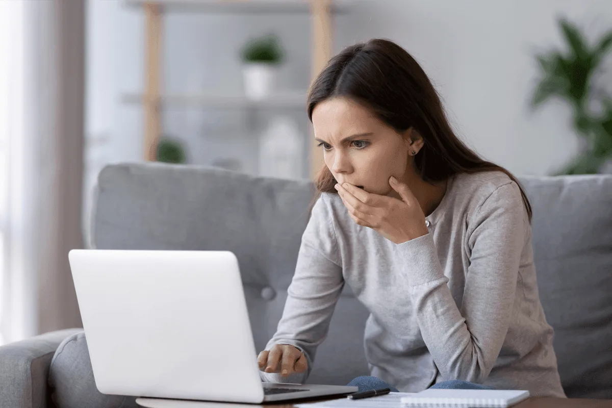 ما هي عقوبة التحرش الالكتروني في السعودية وكيف يتم إثباته؟
