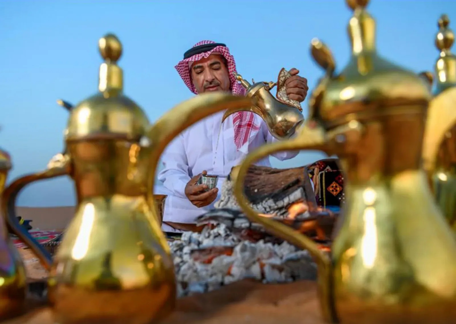 السعوديون يتصدرون العرب باستهلاك القهوة