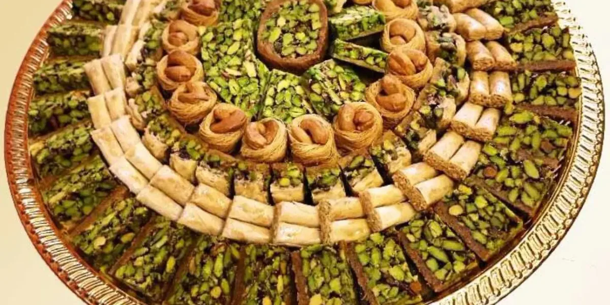 الحلويات التي تستحق التجربة في السعودية
