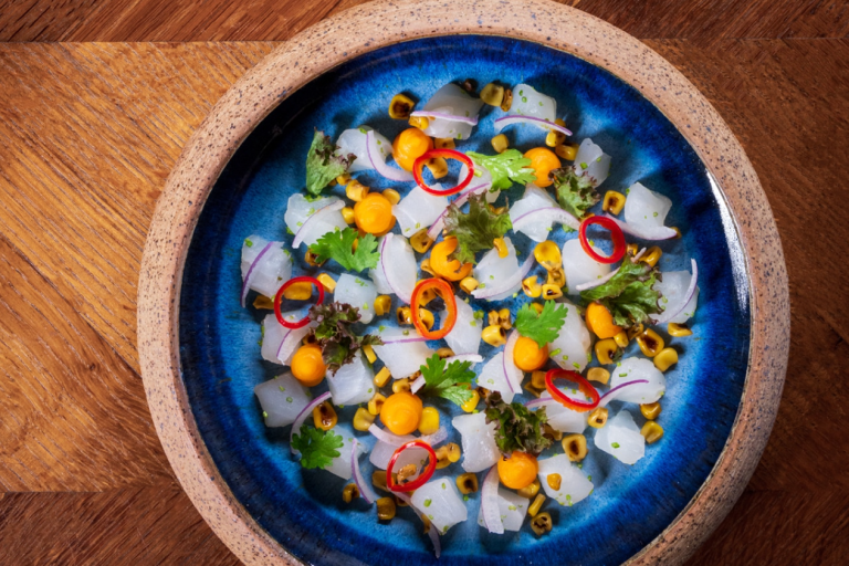 7 أماكن لذيذة لتناول وجبة فطور وغداء في جدة خمسة مطاعم سعودية ضمن قائمة أفضل 50 مطعمًا في الشرق الأوسط