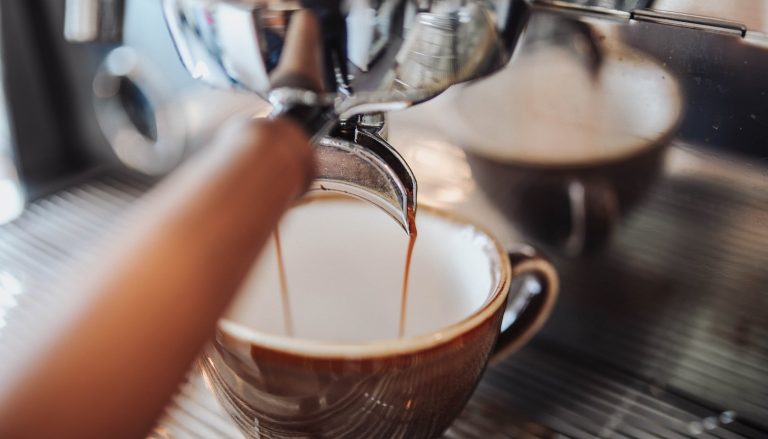 أفضل كافيهات حي الفيصلية لعام 2025