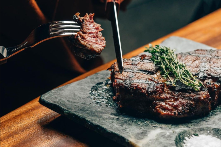 أفضل مطعم ستيك في الرياض