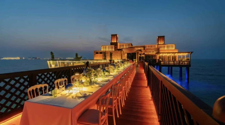 أجمل مطاعم جدة بإطلالة مباشرة على البحر الأحمر